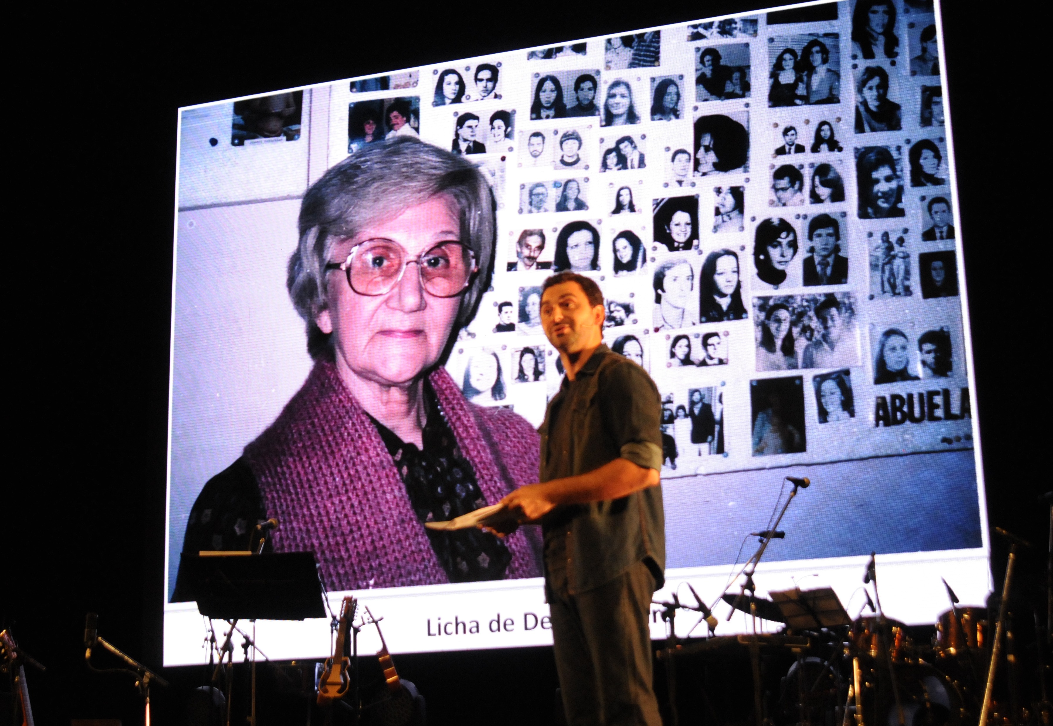 2014. Aniversario de Abuelas en La Plata.